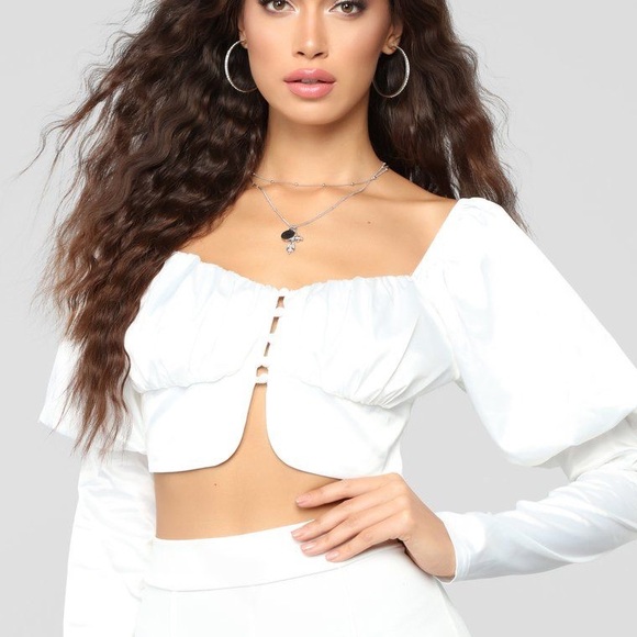 NWT Fashion Nova Medieval Looking Top - Picture 1 of 6
